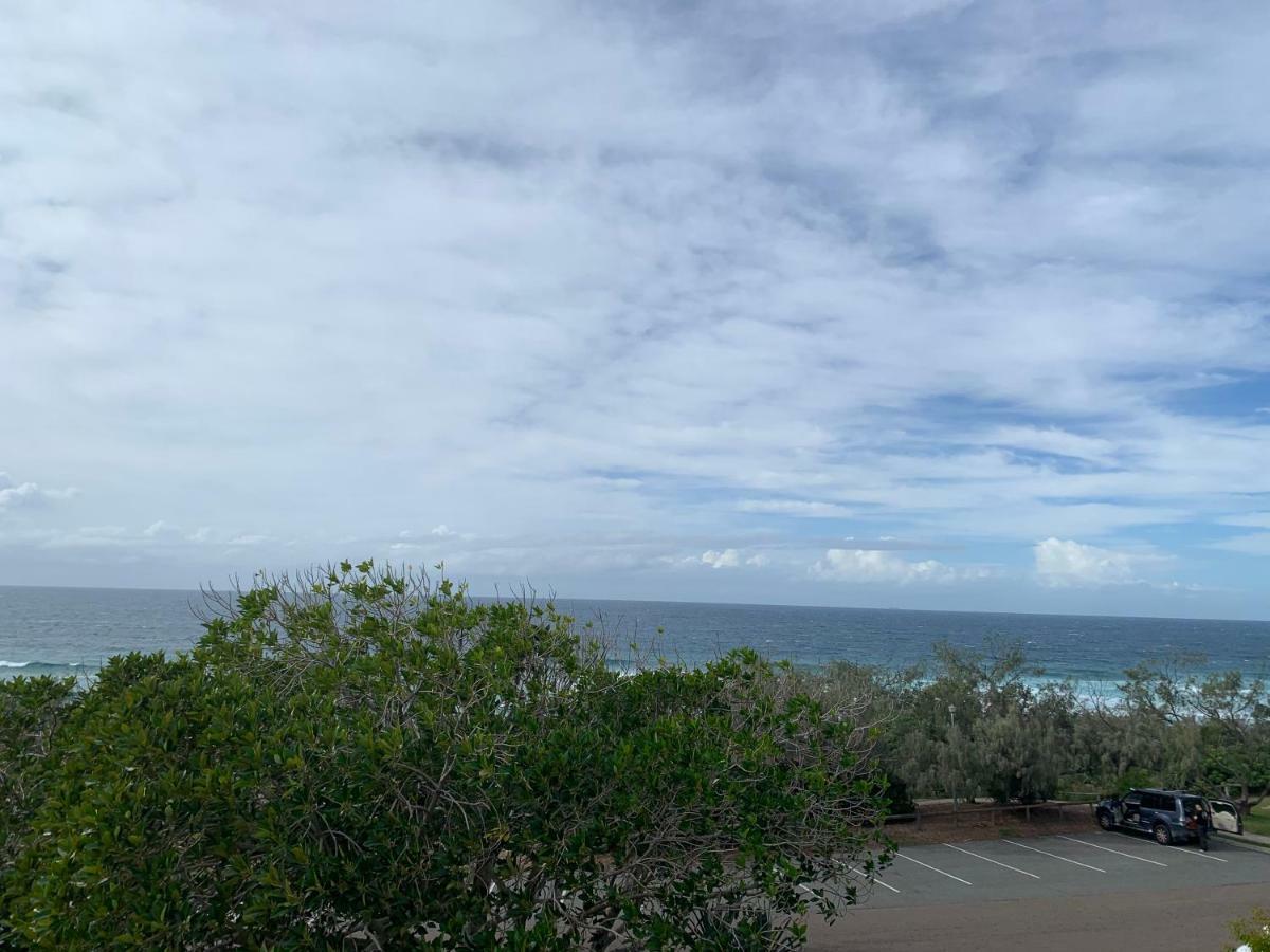 Aqua Promenade Beachfront Holiday Apartments Sunrise Beach Exterior foto