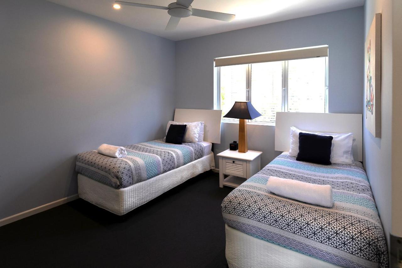 Aqua Promenade Beachfront Holiday Apartments Sunrise Beach Exterior foto