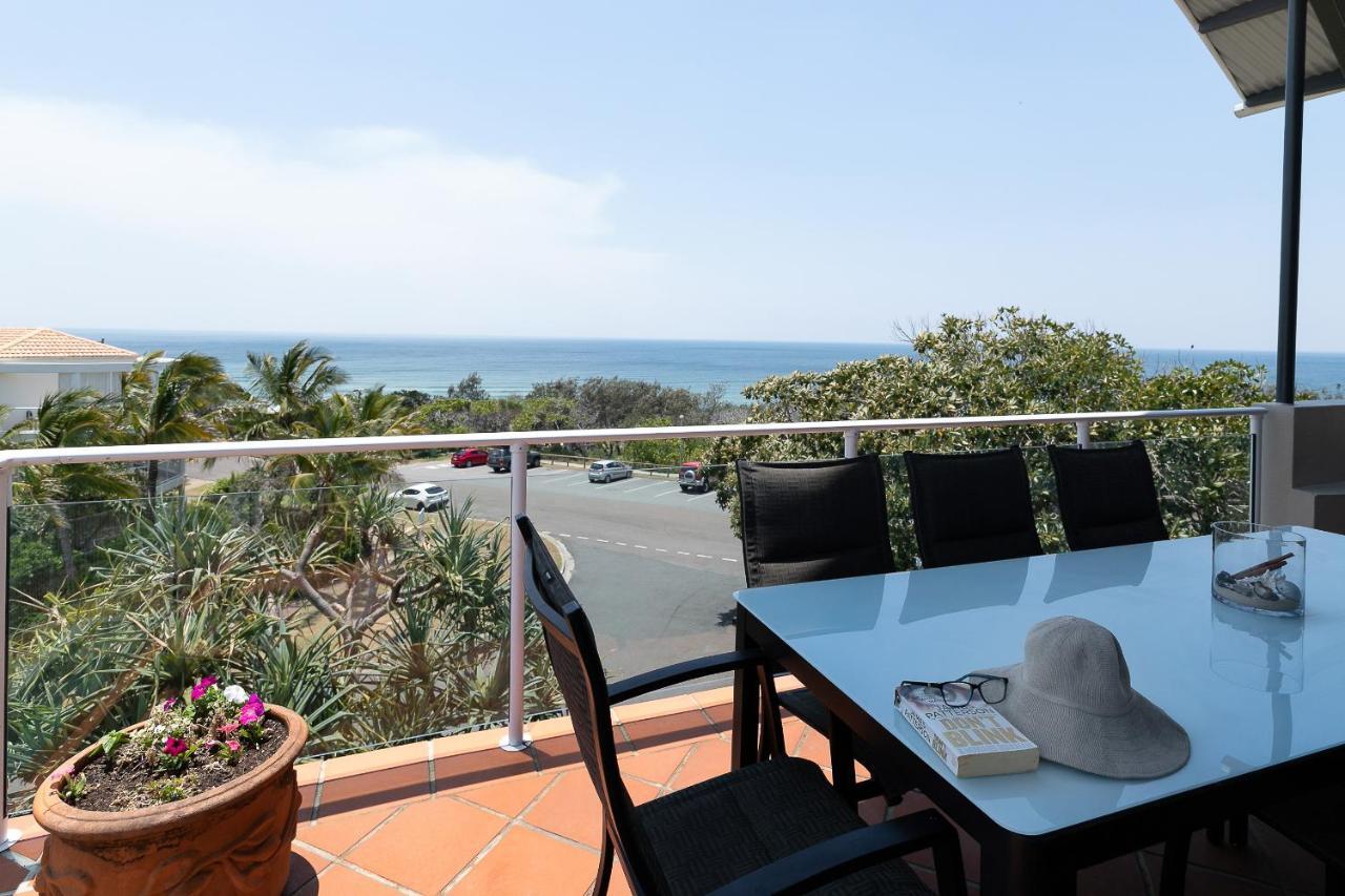 Aqua Promenade Beachfront Holiday Apartments Sunrise Beach Exterior foto