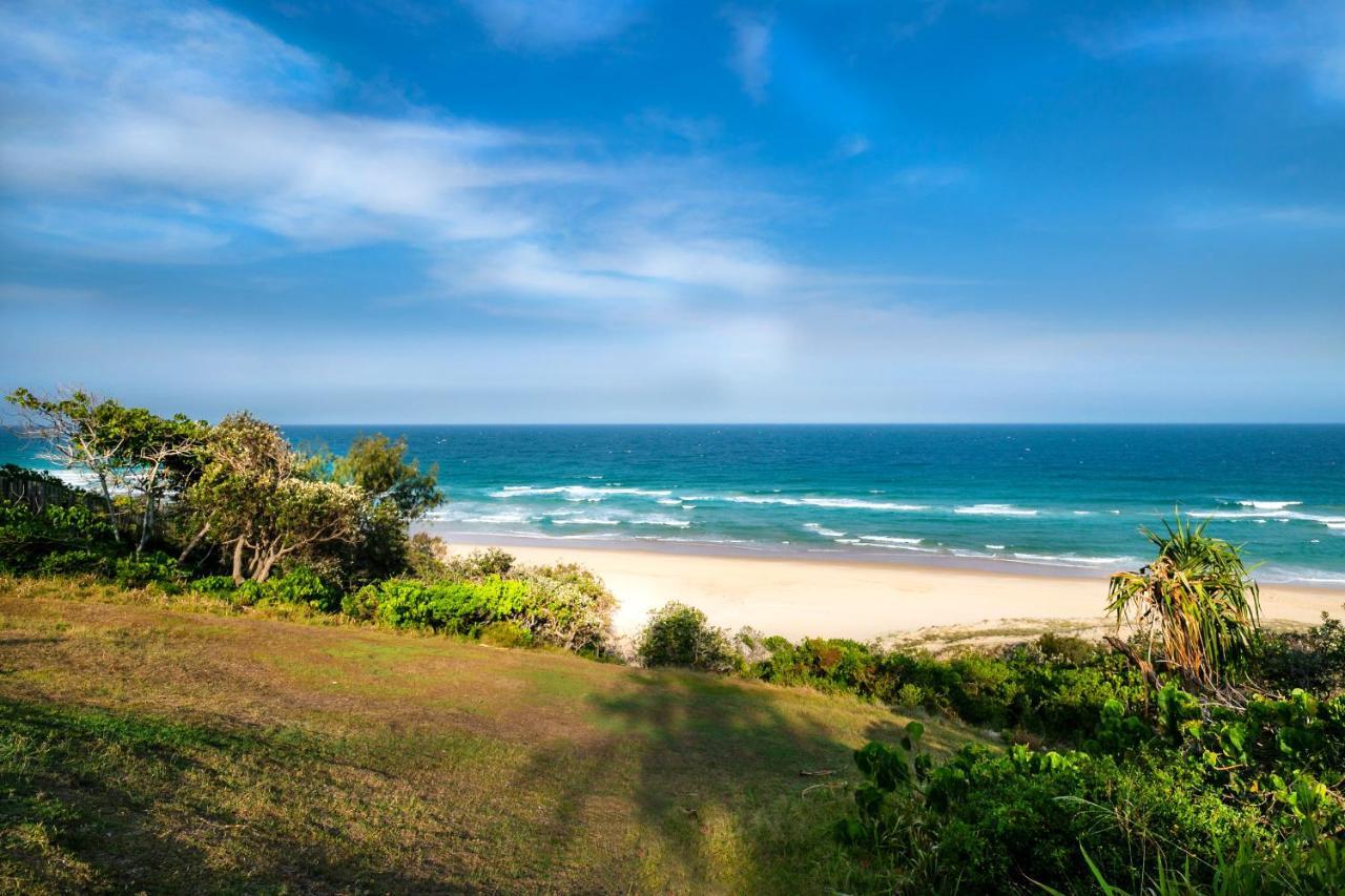 Aqua Promenade Beachfront Holiday Apartments Sunrise Beach Exterior foto